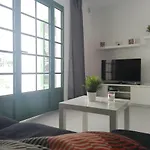 Renovado,vistas Piscina, Aire Acondicionado,wifi Daire
