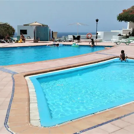 Daire Renovado,vistas Piscina, Aire Acondicionado,wifi Puerto del Carmen (Lanzarote)
