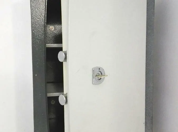 Renovado,vistas Piscina, Aire Acondicionado,wifi Apartman *