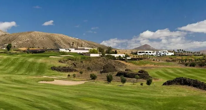 Apartman Renovado,vistas Piscina, Aire Acondicionado,wifi