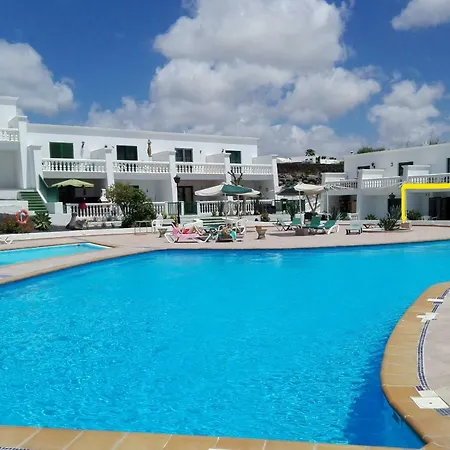 公寓 Renovado,vistas Piscina, Aire Acondicionado,wifi *